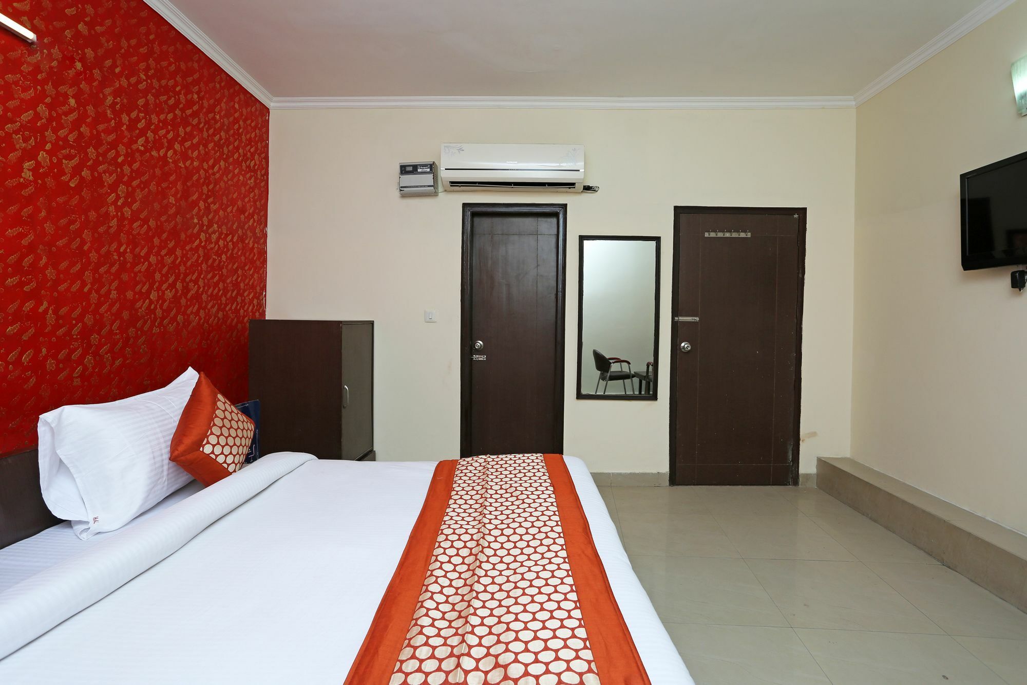 Hotel Aero Look New Delhi Eksteriør billede