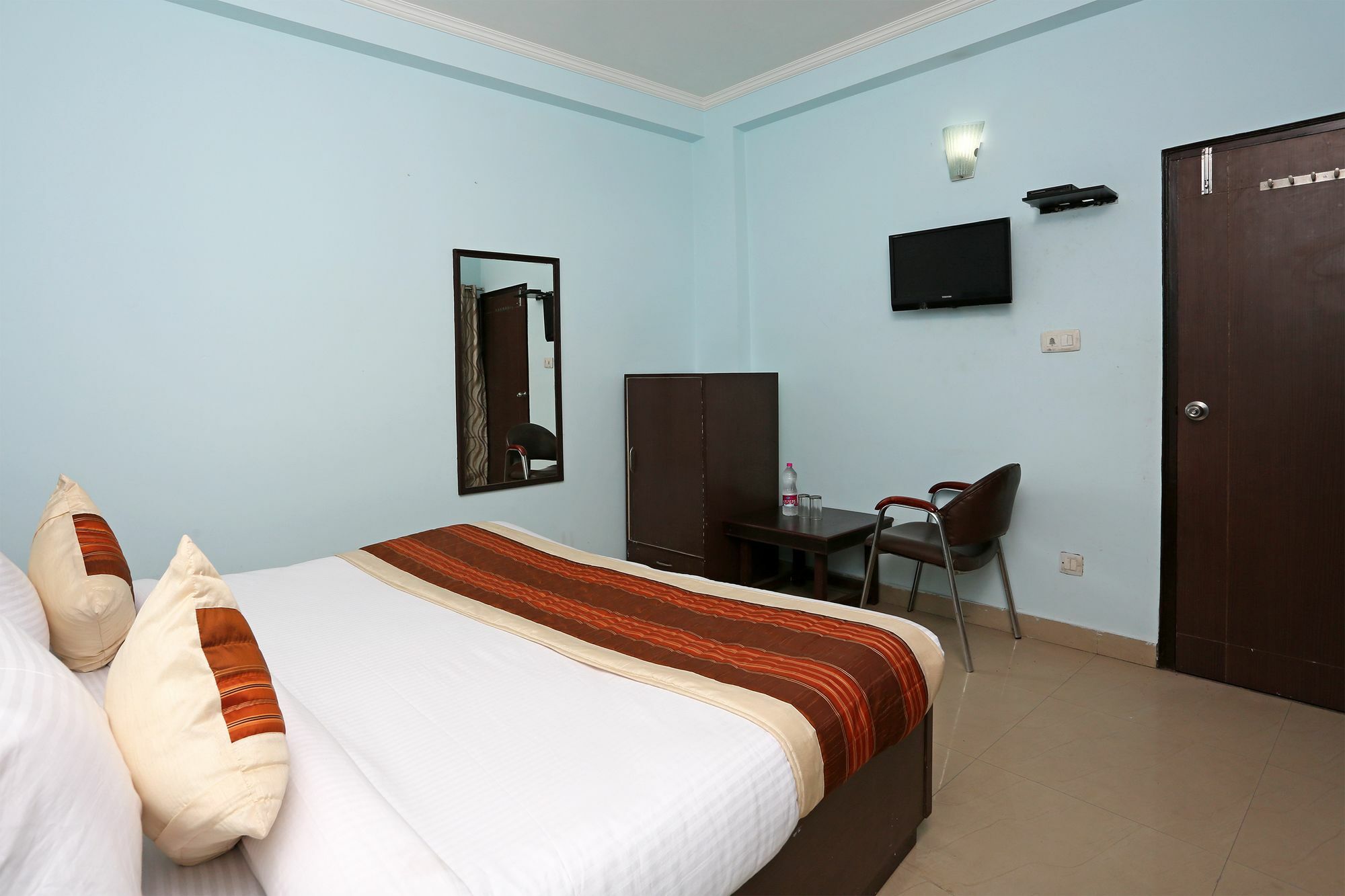 Hotel Aero Look New Delhi Eksteriør billede